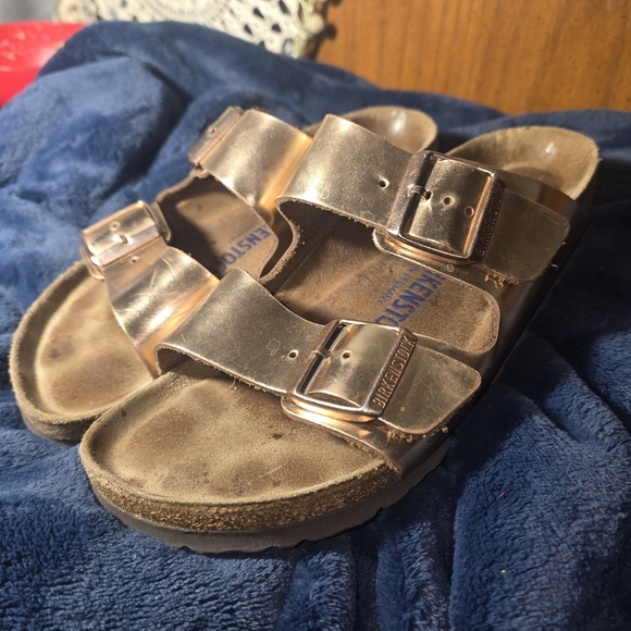 Birkenstock rose gold metallic Arizona Size 39 Size 8 Womens - Picture 2 of 6